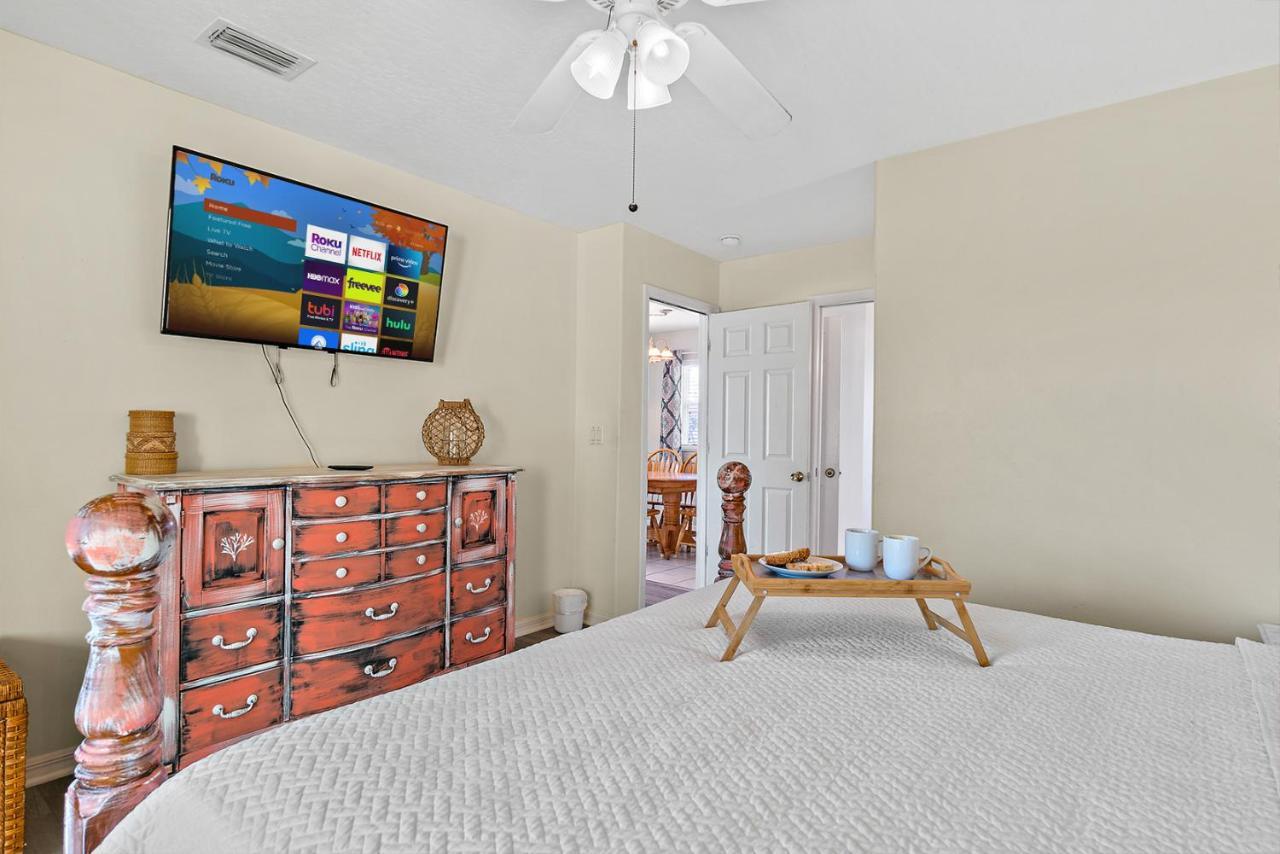 Surfside Paradise Retreat - 3Br And 2Ba Duplex, Grill, Dog Friendly - Close To The Beach! Μελβούρνη Εξωτερικό φωτογραφία
